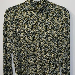 NWOT H&M long sleeve turtleneck floral top